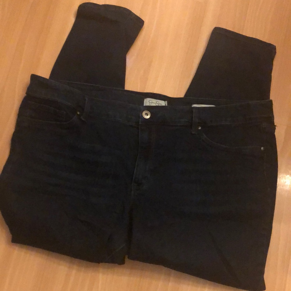 Jessica Simpson “Kiss Me” Super Skinny Jeans